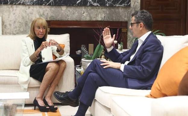 María Teresa Fernández de la Vega durante un incontro con il Ministro della Presidenza, Félix Bolaños /ep