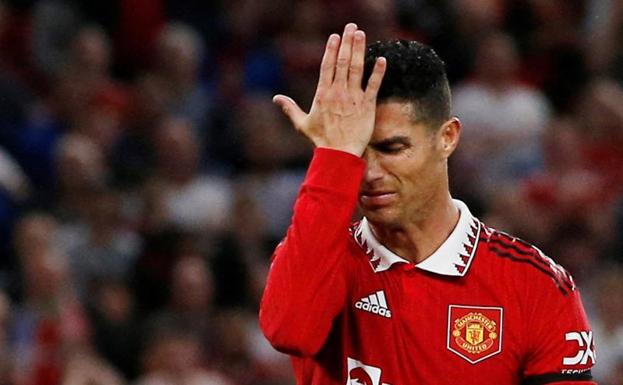Cristiano Ronaldo, sconvolto in una partita del Manchester United.  /Craig Brough (Reuters)